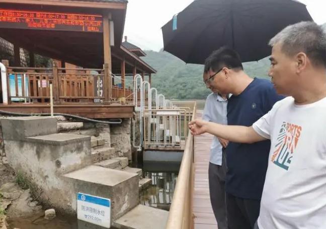 降雨持續(xù)！北京急調(diào)16名水利專家奔赴8區(qū)現(xiàn)場協(xié)助防汛
